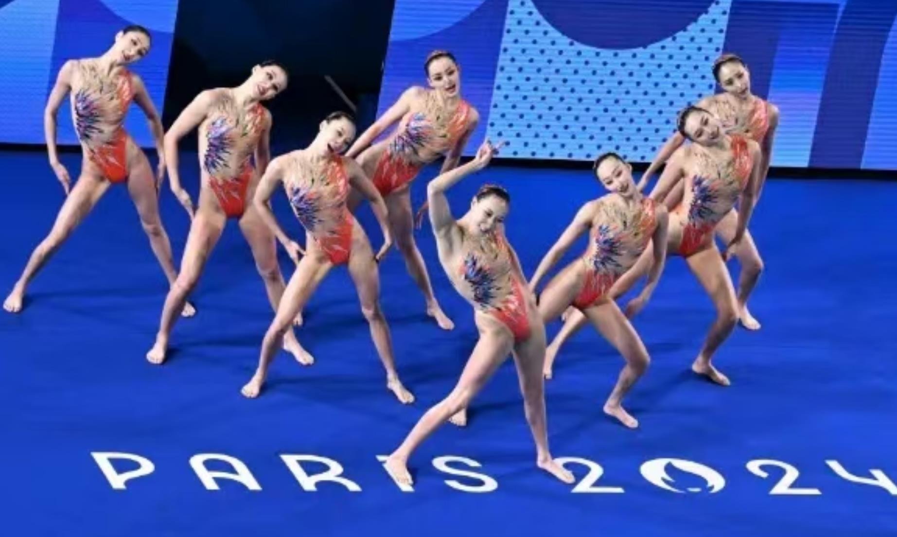 伦纳德35分哈登32+10 快船击败黄蜂3连胜